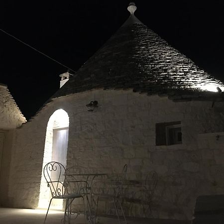 Trulli Le 2 Nicchie Locorotondo Exterior foto